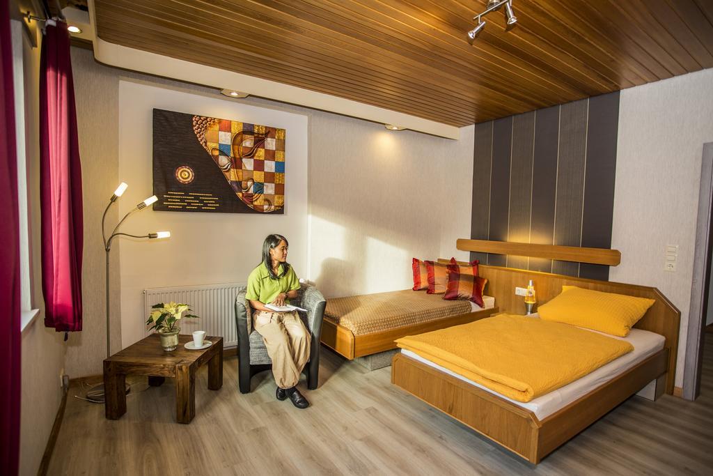 Boardinghouse Remchingen Baan Arun Apartment Bagian luar foto