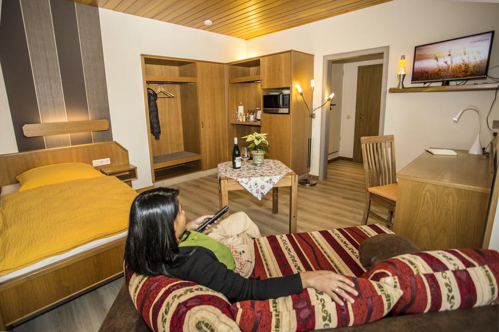 Boardinghouse Remchingen Baan Arun Apartment Bagian luar foto