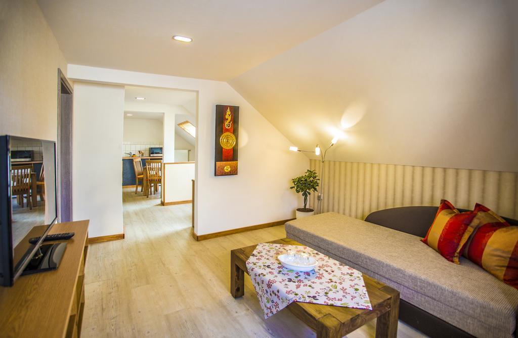 Boardinghouse Remchingen Baan Arun Apartment Bagian luar foto